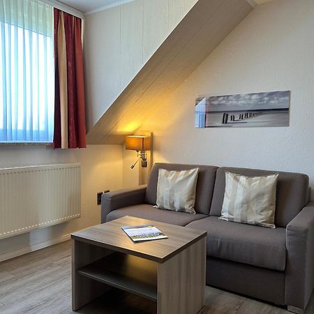 Appartementanlage Zur Seemoewe 인젤 포엘 외부 사진