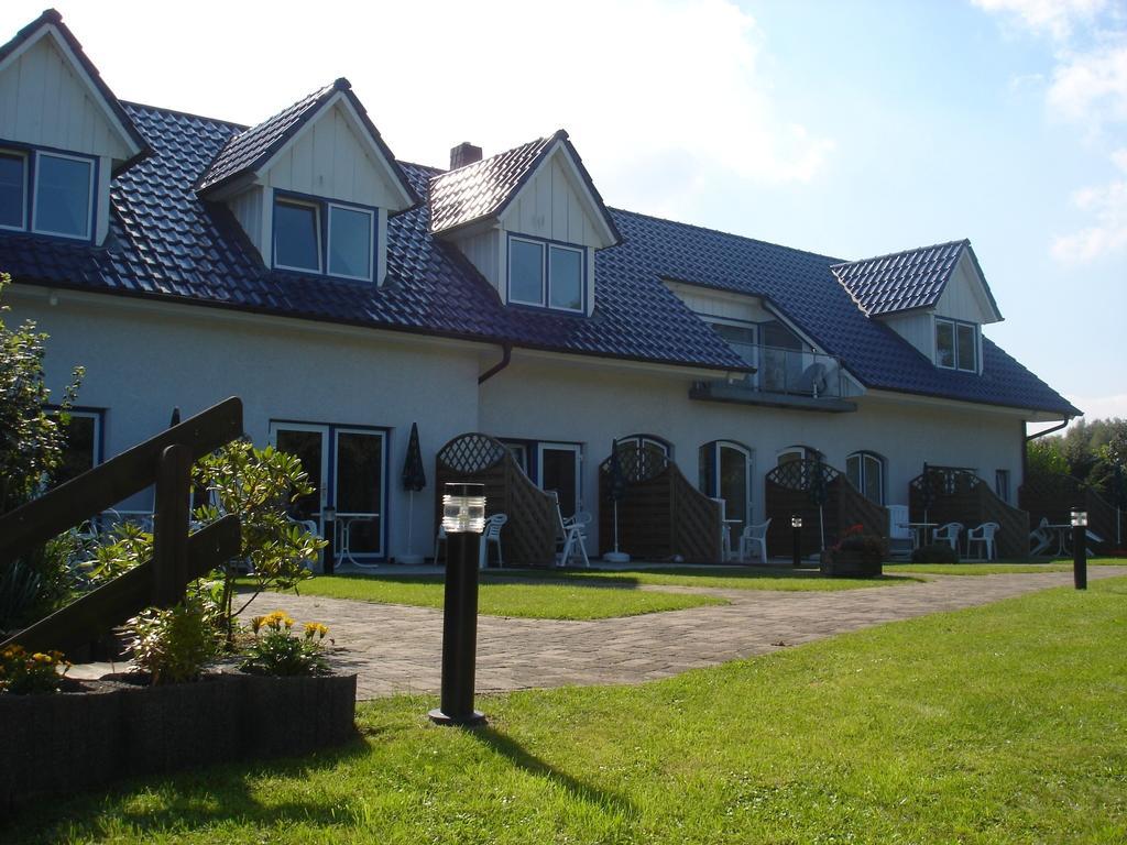 Appartementanlage Zur Seemoewe 인젤 포엘 외부 사진