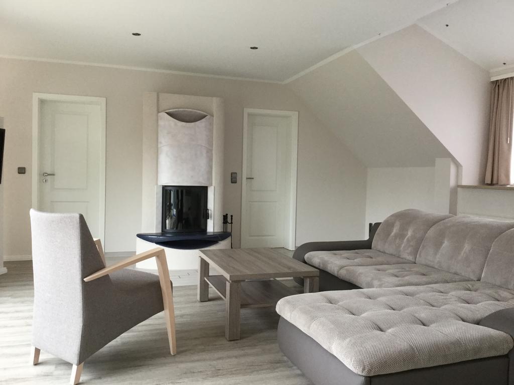 Appartementanlage Zur Seemoewe 인젤 포엘 외부 사진